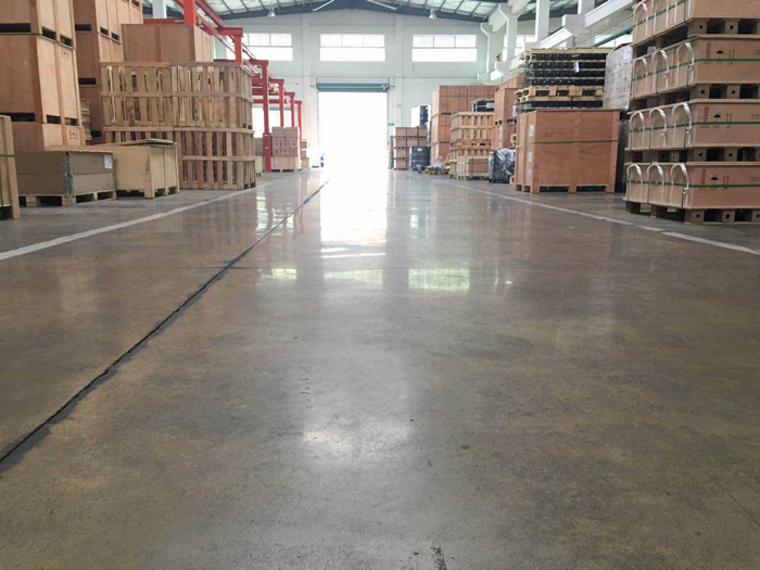 舊廠房地面翻新的新寵兒—航特地坪漆