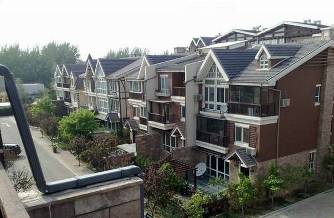 北京新新家園車庫環(huán)氧地坪翻新