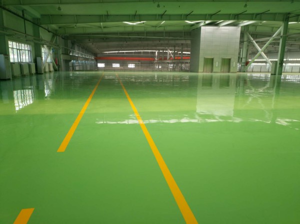 環(huán)氧地坪翻新后整體效果