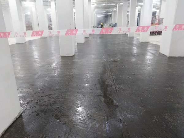 聚氨酯防靜電地坪漆