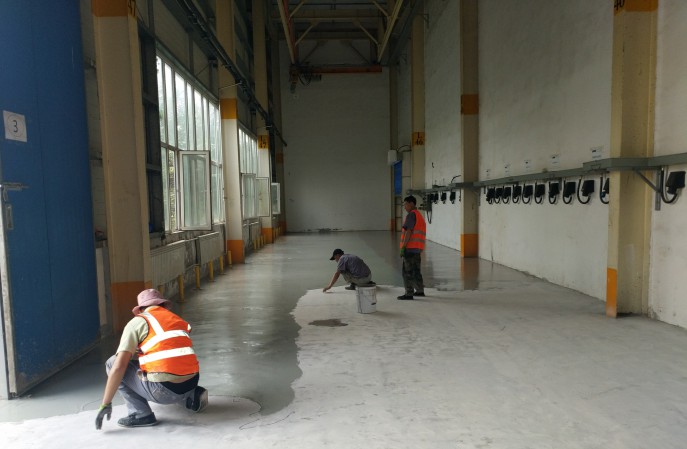 環(huán)氧不發(fā)火地坪漆工程-長春一汽解放汽車有限公司