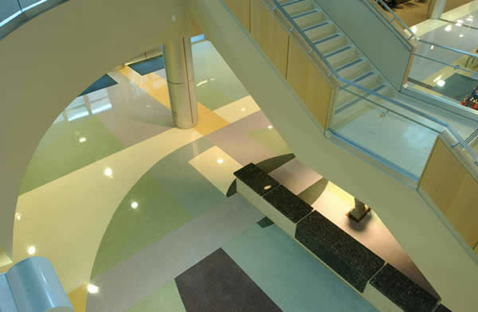 環(huán)氧磨石地坪分色施工是怎么做的？