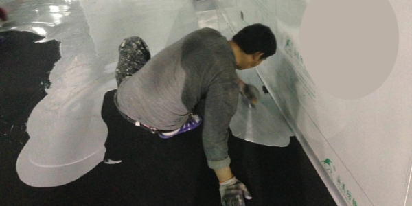 哪些方面影響了環(huán)氧防靜電地坪顏色不均勻