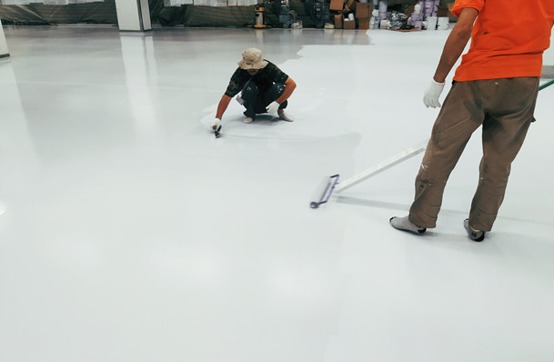 廠房環(huán)氧防靜電地坪不耐用的原因