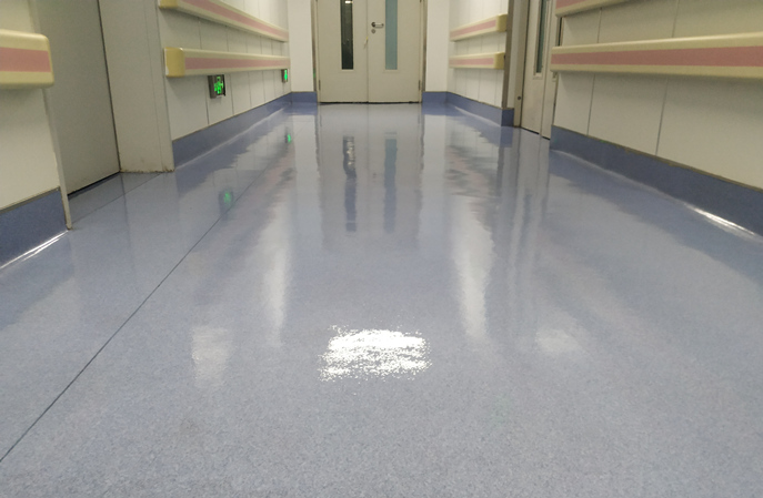 塑立得在塑膠地板翻新