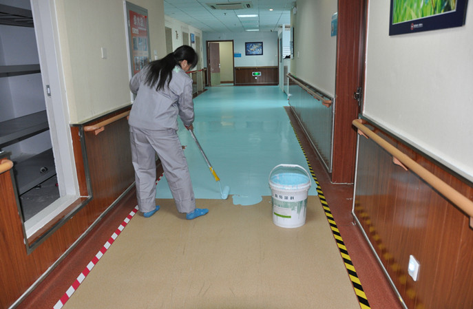 塑立得為塑膠地板翻新保養(yǎng)提供持久的保護