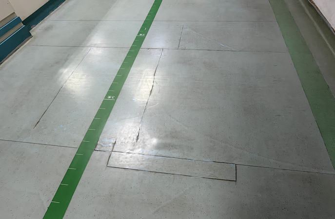 塑膠地板沒有光澤了