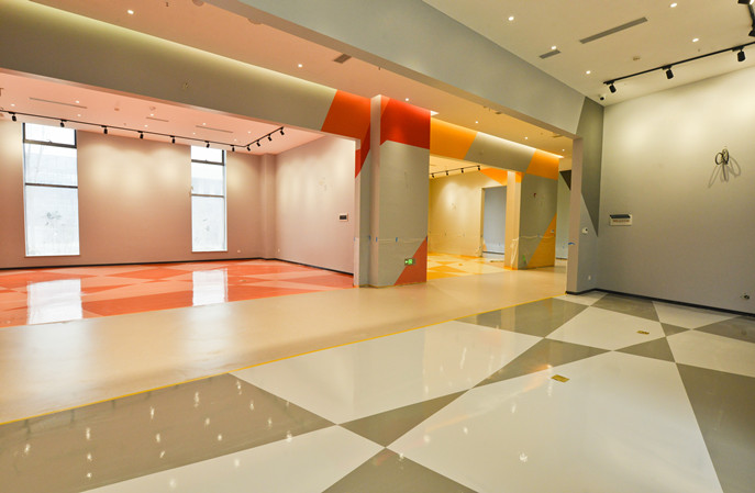 水泥自流平翻新領(lǐng)域的黑馬--塑立得防護(hù)涂料的科技內(nèi)核與未來(lái)趨勢(shì)