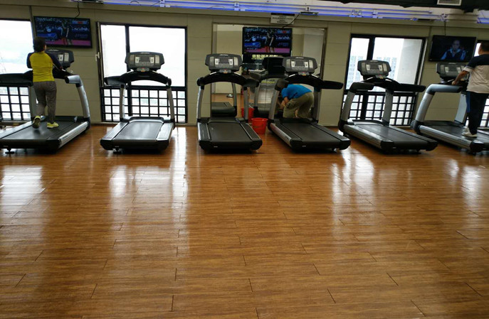 塑立得--健身房PVC地板低成本保養(yǎng)的秘訣