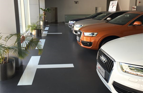 環(huán)氧地坪養(yǎng)護(hù)/翻新