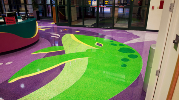 商業(yè)中心環(huán)氧磨石地面